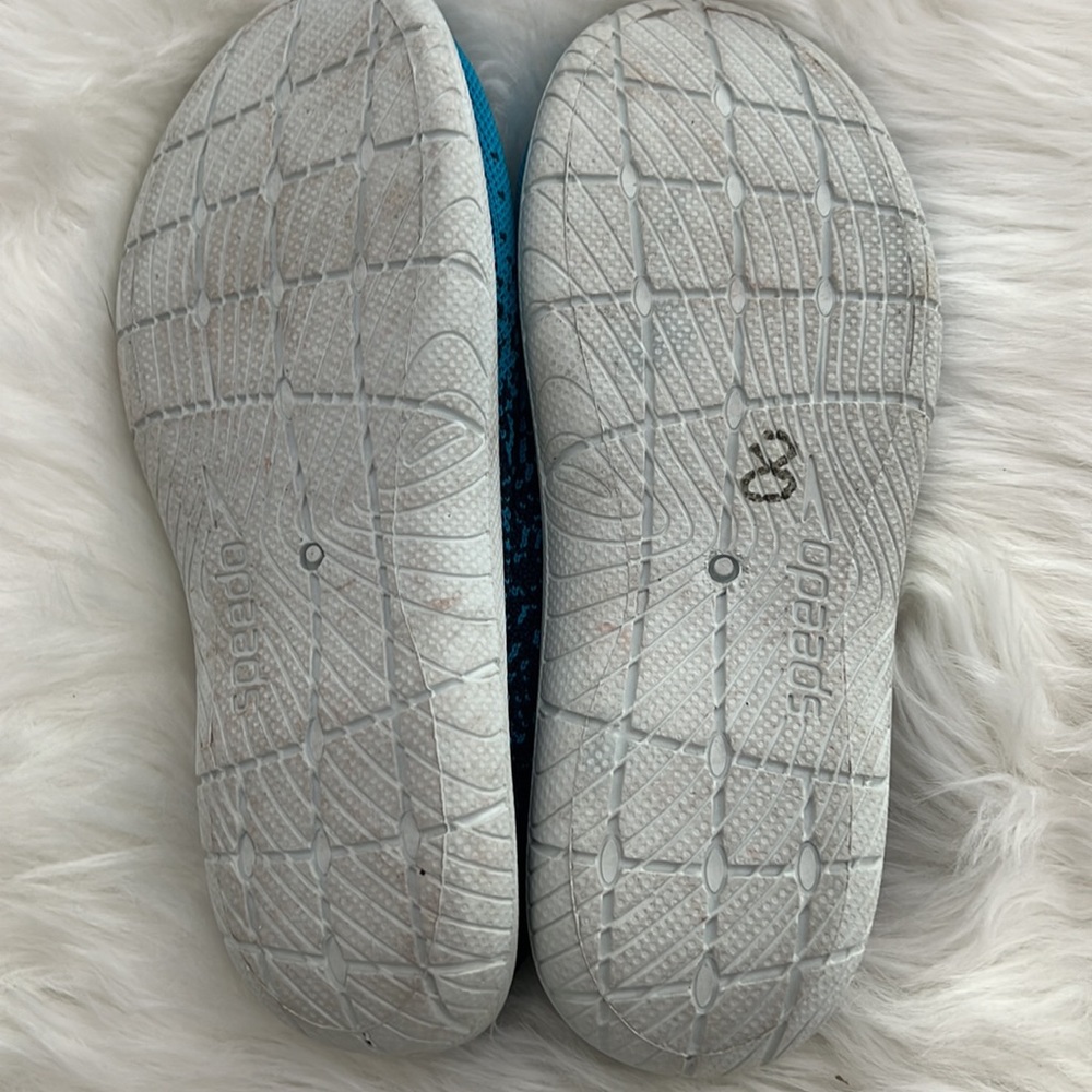 Speedo water shoes - Picture 4 of 5